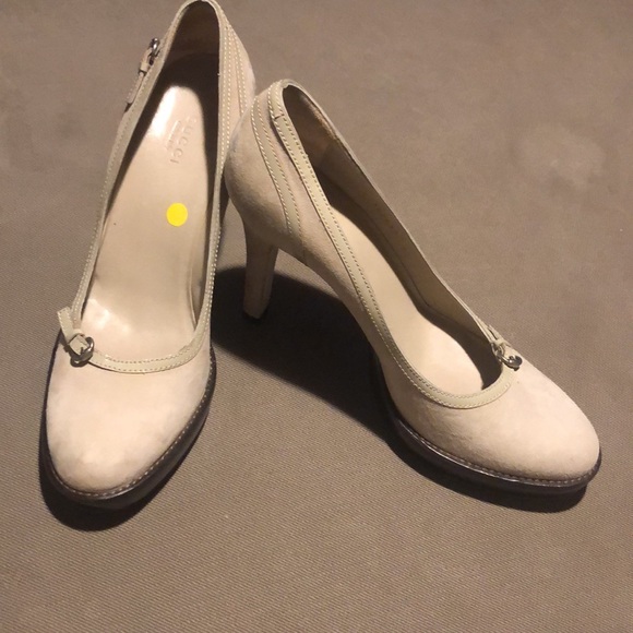 GUCCI SALONKE Suede Heels - Picture 1 of 10